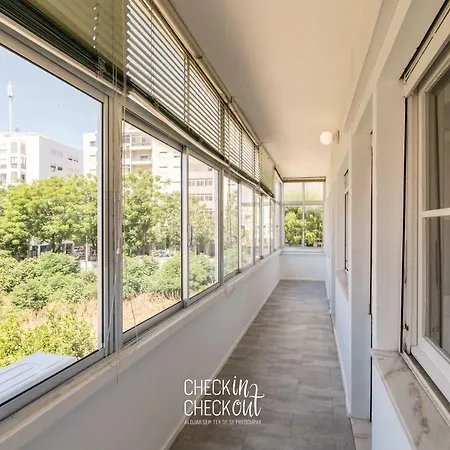 Checkincheckout City Center 2 Appartamento *